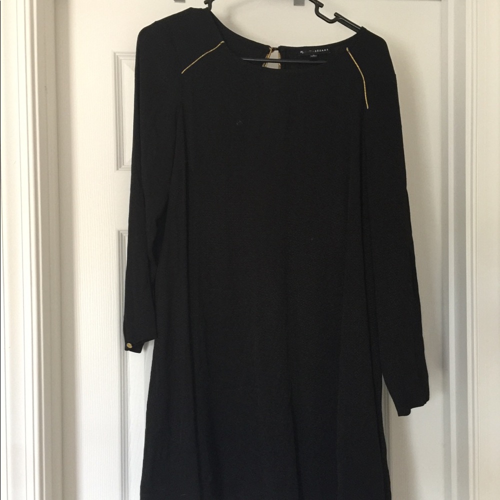 Madewell et Sezane black silk dress